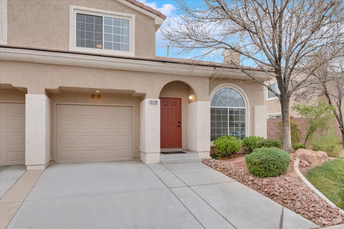 10148 Tree Bark Street